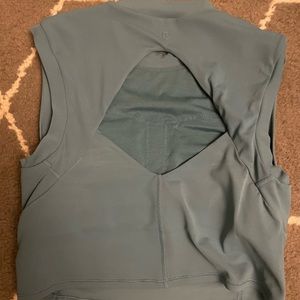 lululemon cropped lux tank